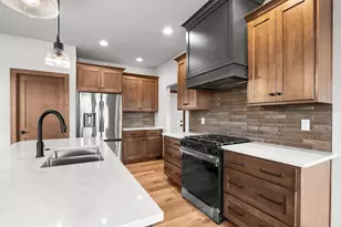 338 Rawley Ct, Two Rivers, WI 54241 - Photo 9