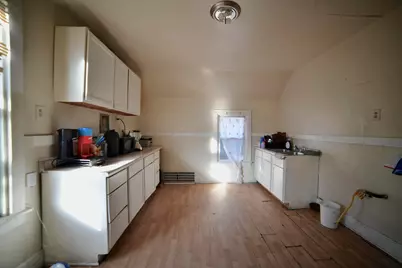 2521 N 51st St, Milwaukee, WI 53210 - Photo 5