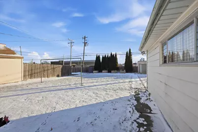3148 S 77th St, Milwaukee, WI 53219 - Photo 3