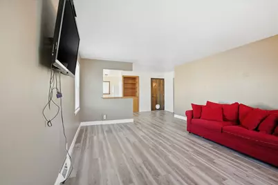 3148 S 77th St, Milwaukee, WI 53219 - Photo 5