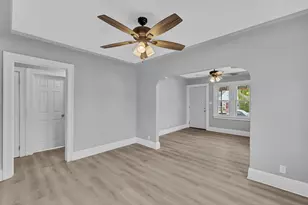 6824 W Hayes Ave, West Allis, WI 53219 - Photo 5