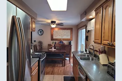 409  Van Buren Rd, Howards Grove, WI 53083 - Photo 5