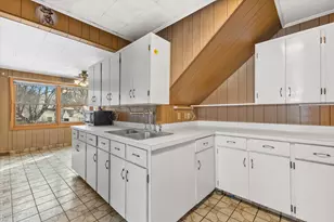 4723 Shirley Ave, Racine, WI 53406 - Photo 13