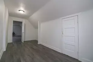 2667 N 36th St, Milwaukee, WI 53210 - Photo 25