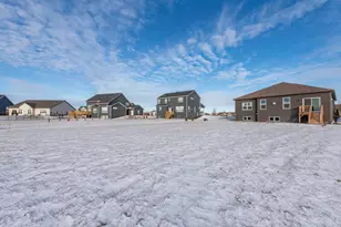 9029 Creekside Cir, Pleasant Prairie, WI 53158 - Photo 33