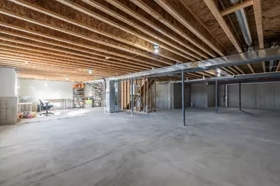 9029  Creekside Cir, Pleasant Prairie, WI 53158 - Photo 23