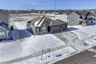 9029 Creekside Cir, Pleasant Prairie, WI 53158 - Photo 27