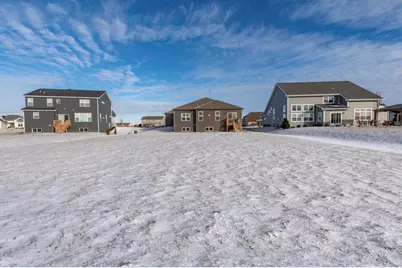 9029  Creekside Cir, Pleasant Prairie, WI 53158 - Photo 33