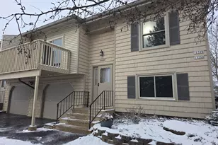 10268 W Parkedge Circle, Franklin, WI 53132 - Photo 3