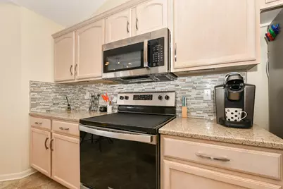 9128 W Elm Ct #F, Franklin, WI 53132 - Photo 31