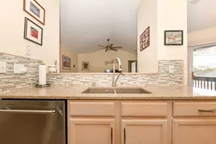 9128 W Elm Ct, Franklin, WI 53132 - Photo 13