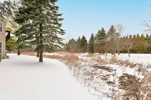 9128 W Elm Ct, Franklin, WI 53132 - Photo 33