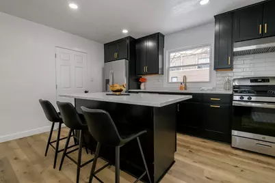 2128 S Mound St, Milwaukee, WI 53207 - Photo 17