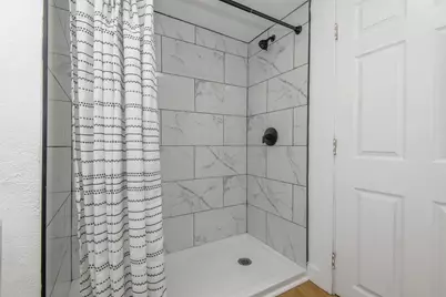 2128 S Mound St, Milwaukee, WI 53207 - Photo 43