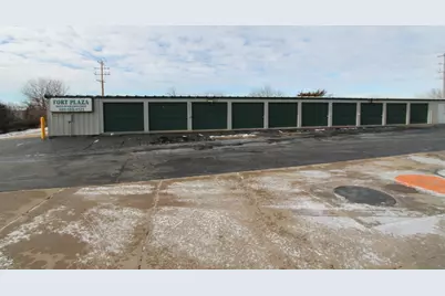 1220  Janesville Ave, Fort Atkinson, WI 53538 - Photo 17