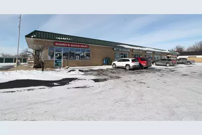 1220  Janesville Ave, Fort Atkinson, WI 53538 - Photo 5