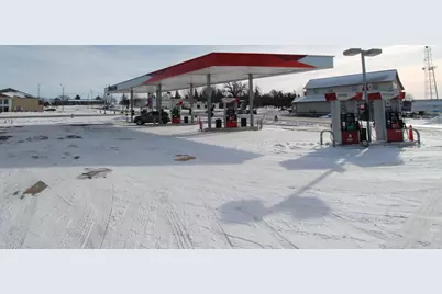 1220  Janesville Ave, Fort Atkinson, WI 53538 - Photo 3