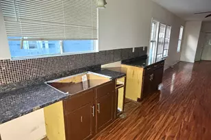 2436 N 16th St, Milwaukee, WI 53206 - Photo 5