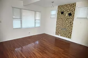 2436 N 16th St, Milwaukee, WI 53206 - Photo 3