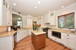 154 Water Ct, Cedar Grove, WI 53013 - Photo 7