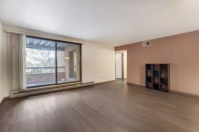 3916 N Oakland Ave #224, Shorewood, WI 53211 - Photo 5