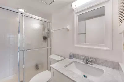 3916 N Oakland Ave #224, Shorewood, WI 53211 - Photo 13