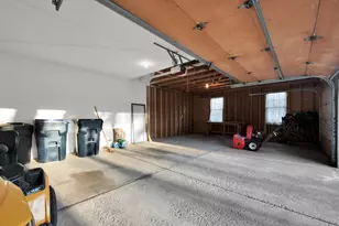 S35W27905 Pheasant Run, Waukesha, WI 53189 - Photo 17