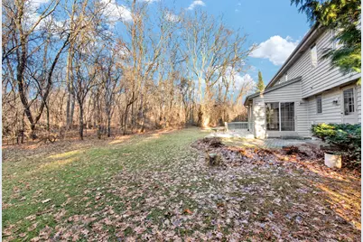 S35W27905  Pheasant Run, Waukesha, WI 53189 - Photo 11