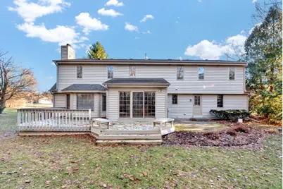 S35W27905  Pheasant Run, Waukesha, WI 53189 - Photo 9