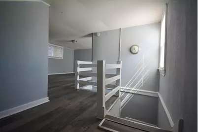 2172 W Forest Home Ave, Milwaukee, WI 53215 - Photo 9