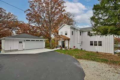 29032  Kramer Dr, Racine, WI 53185 - Photo 3