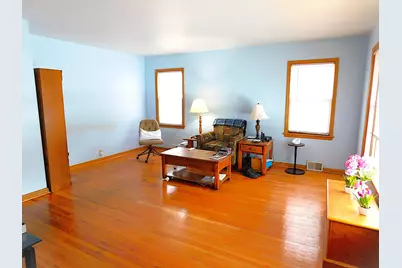 3520 N 77th St, Milwaukee, WI 53222 - Photo 3