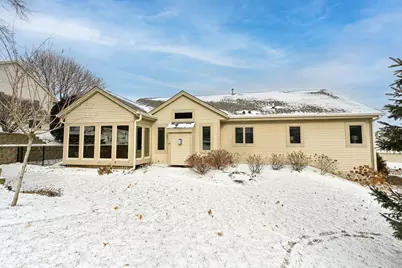2707  Fox Hill Dr, Waukesha, WI 53189 - Photo 31