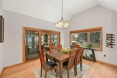 2707  Fox Hill Dr, Waukesha, WI 53189 - Photo 11