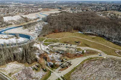 2707  Fox Hill Dr, Waukesha, WI 53189 - Photo 35