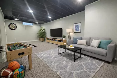 3728 S 19th St, Milwaukee, WI 53221 - Photo 11