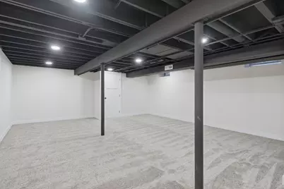 4024 S 92nd St, Greenfield, WI 53228 - Photo 21