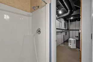 3204 Lincoln Ave, Two Rivers, WI 54241 - Photo 29