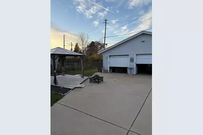 301 S 83rd St, Milwaukee, WI 53214 - Photo 17