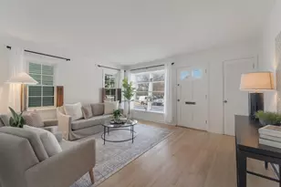 4706 N Hollywood Ave, Whitefish Bay, WI 53211 - Photo 3