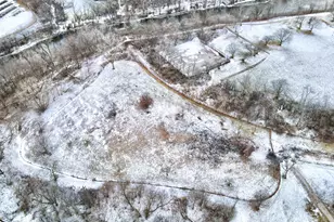 4706 N Hollywood Ave, Whitefish Bay, WI 53211 - Photo 25