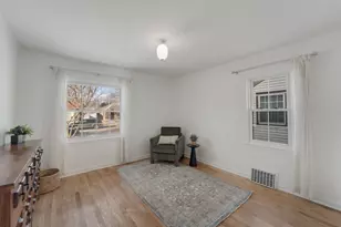 4706 N Hollywood Ave, Whitefish Bay, WI 53211 - Photo 11