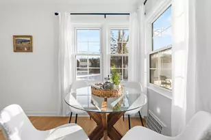 4706 N Hollywood Ave, Whitefish Bay, WI 53211 - Photo 7