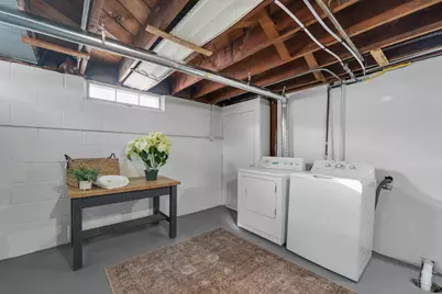 4706 N Hollywood Ave, Whitefish Bay, WI 53211 - Photo 19