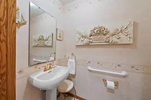 1089 Creeks Cross Rd, Kohler, WI 53044 - Photo 17