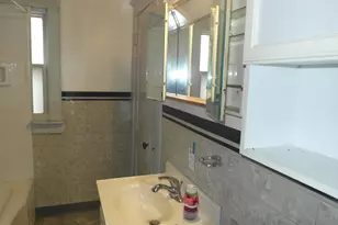 4086 N 6th St, Milwaukee, WI 53212 - Photo 5