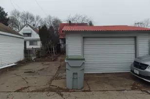 4086 N 6th St, Milwaukee, WI 53212 - Photo 15