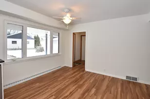 1625 W Leroy Ave, Milwaukee, WI 53221 - Photo 11