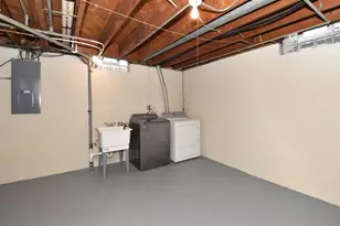 1625 W Leroy Ave, Milwaukee, WI 53221 - Photo 31