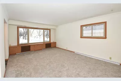 1625 W Leroy Ave, Milwaukee, WI 53221 - Photo 13